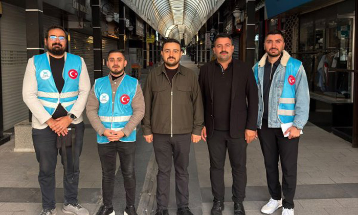 TÜGVA Aksaray’dan esnafa “Hayırlı siftahlar” desteği
