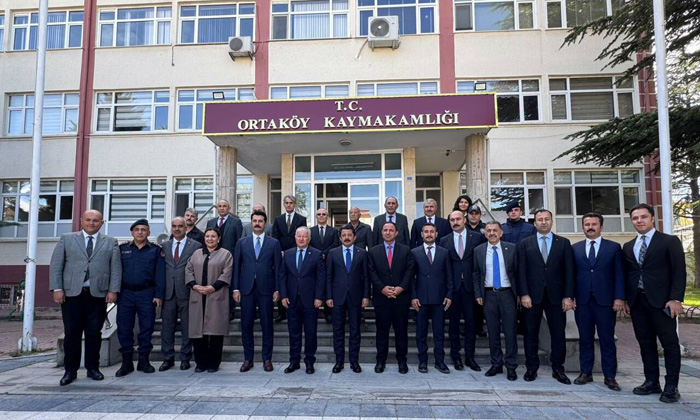 Aksaray ve Kırşehir valilerinden Kaymakam Mehmet Bek’e hayırlı olsun ziyareti